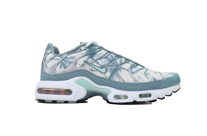SCARPE NI*E T*