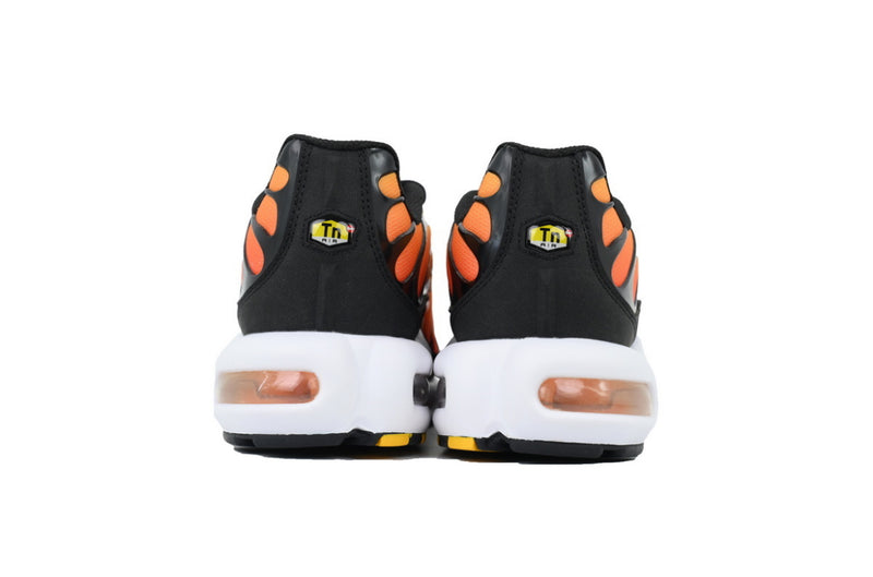 SCARPE NI*E T*