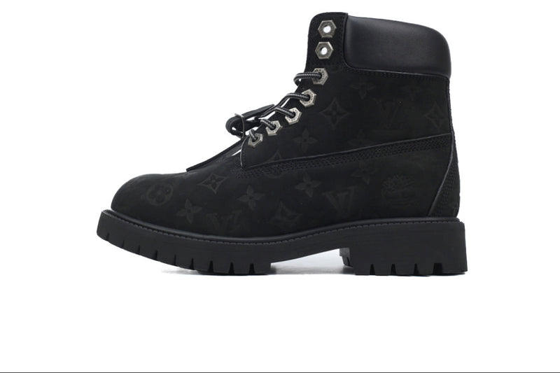 SCARPE TIM*ERL*ND X L*