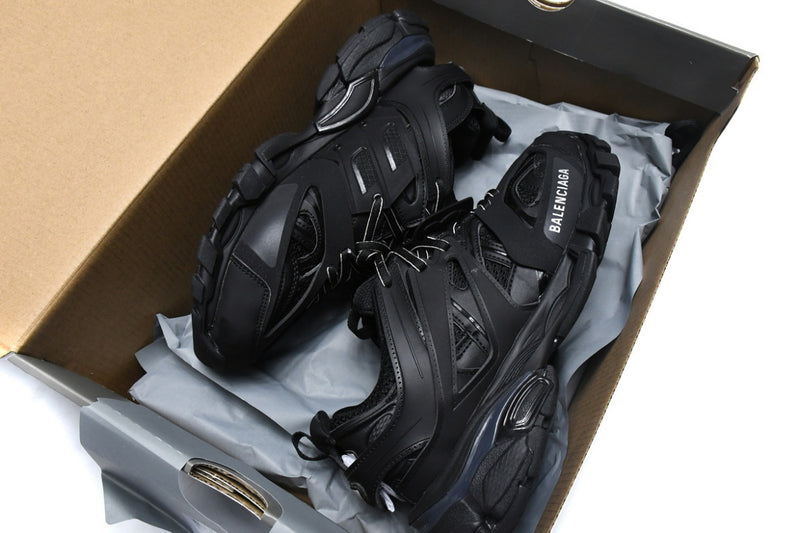 SCARPE BA*ENCI*GA TR*CK LED