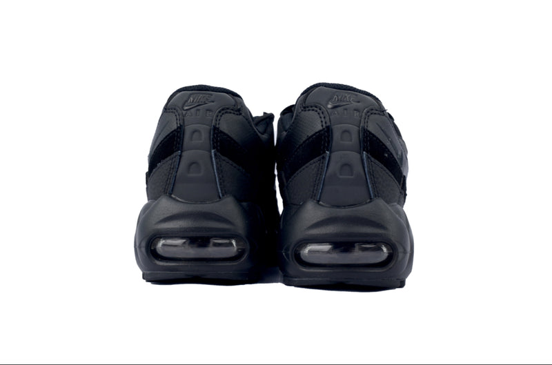 SCARPE NI*E 95