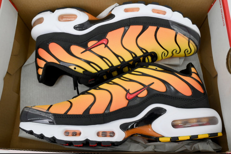 SCARPE NI*E T*