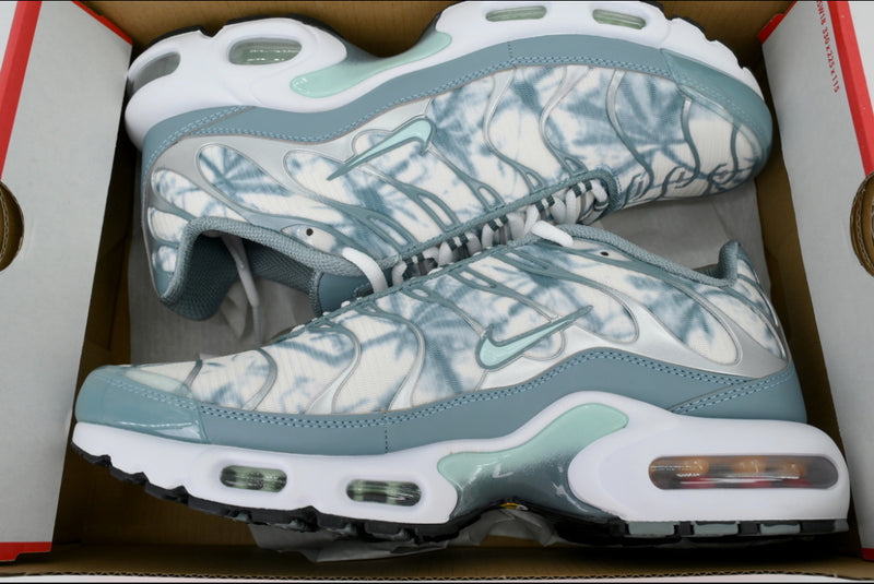 SCARPE NI*E T*