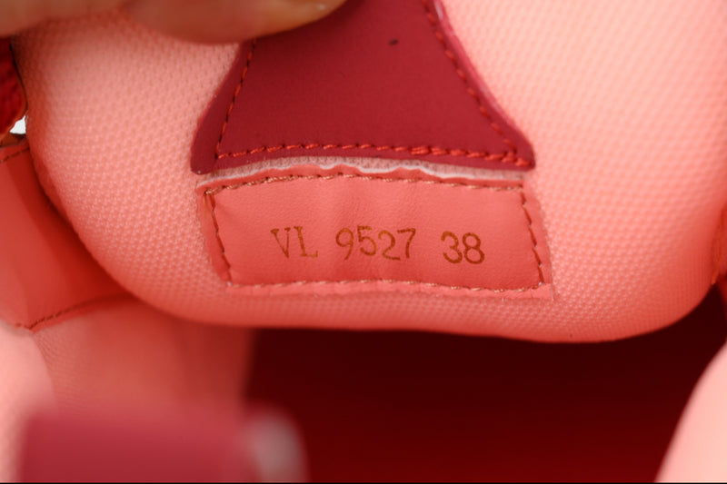 SCARPE L* SK*TE