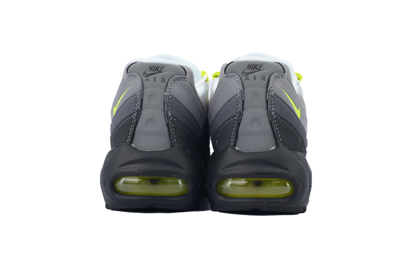 SCARPE NI*E 95