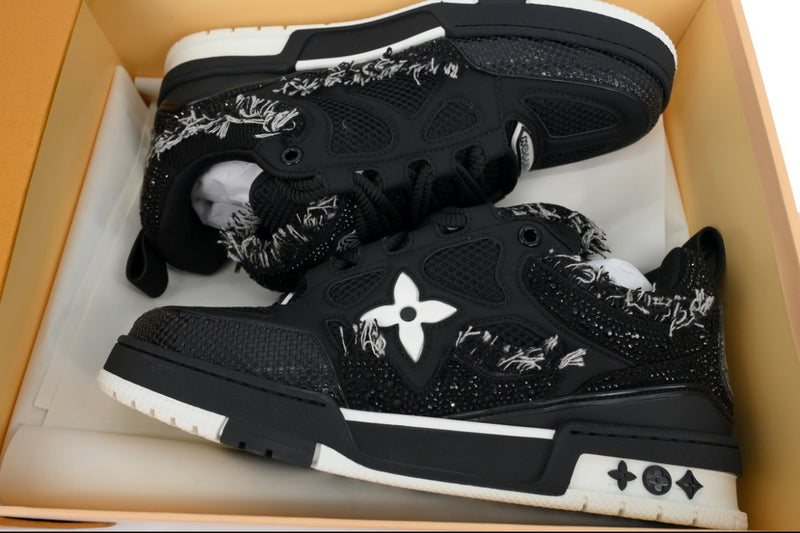 SCARPE L* SK*TE