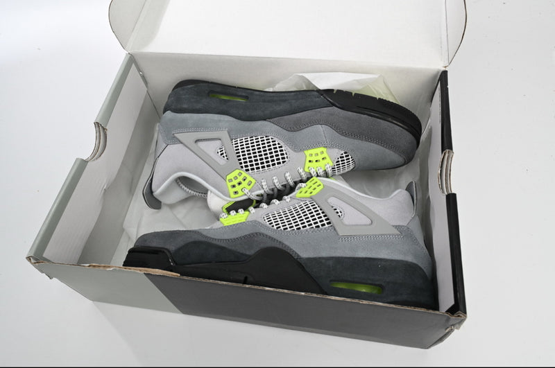 SCARPE JO*DAN 4